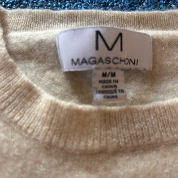 Cashmere sweater - Picture 2 of 3